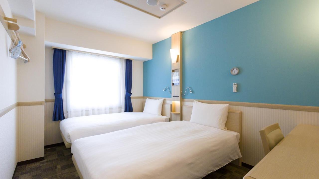 Toyoko Inn Ebina Eki Higashi Guchi Εξωτερικό φωτογραφία