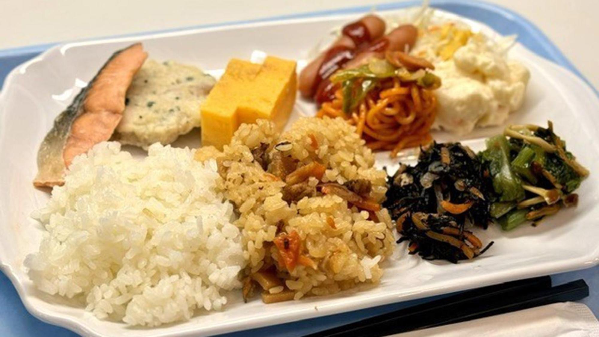 Toyoko Inn Ebina Eki Higashi Guchi Εξωτερικό φωτογραφία